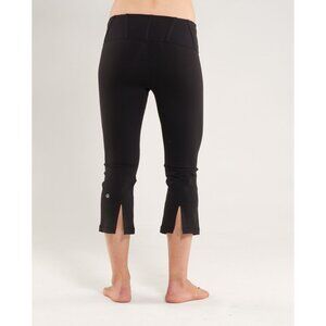 Lululemon Tadasana Slit Crop Black Capri Leggings With Side Slits  Hidden Pocket